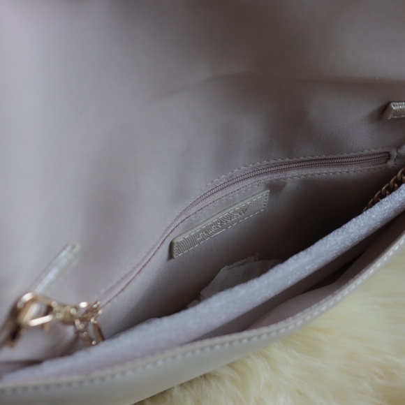 Clutch/ Chained Wallet - Picture 2 of 2